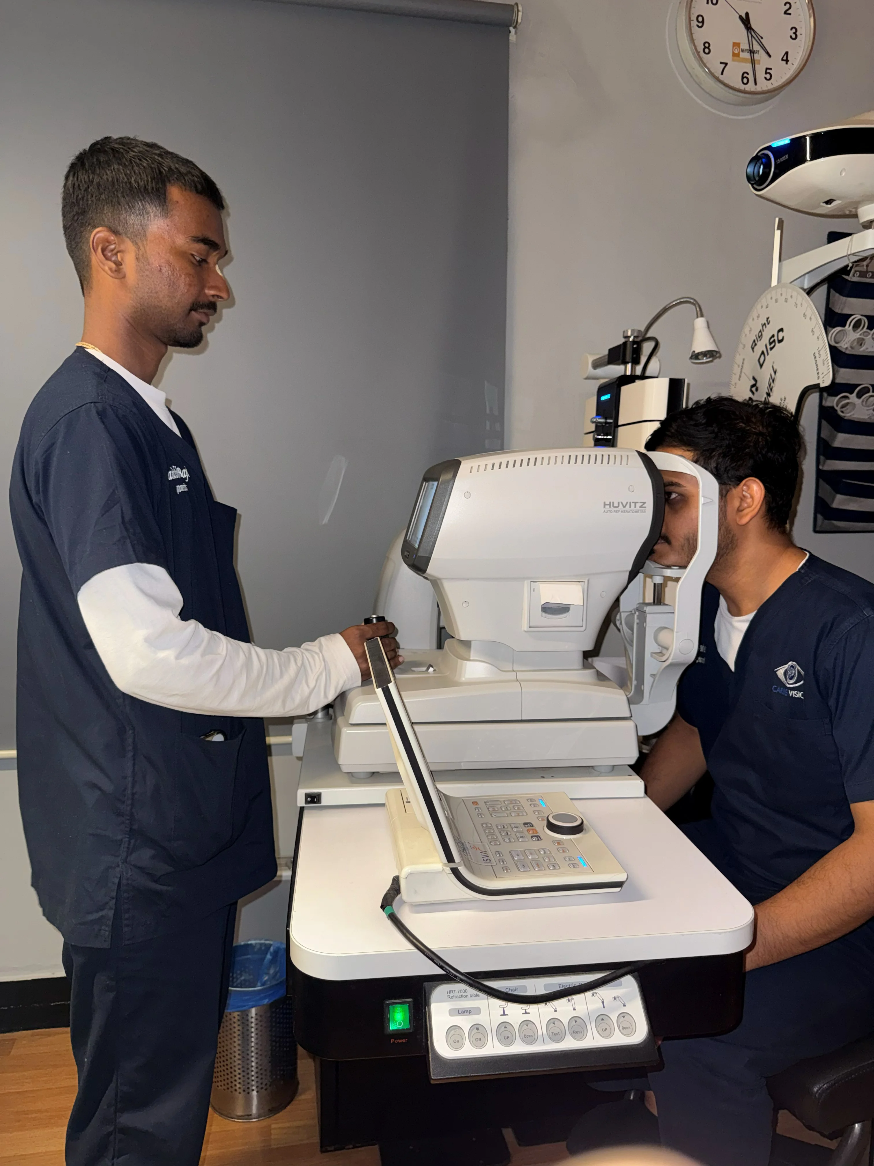 Auto-refractor equipment at Caring Vision Therapy, Ashok Nagar