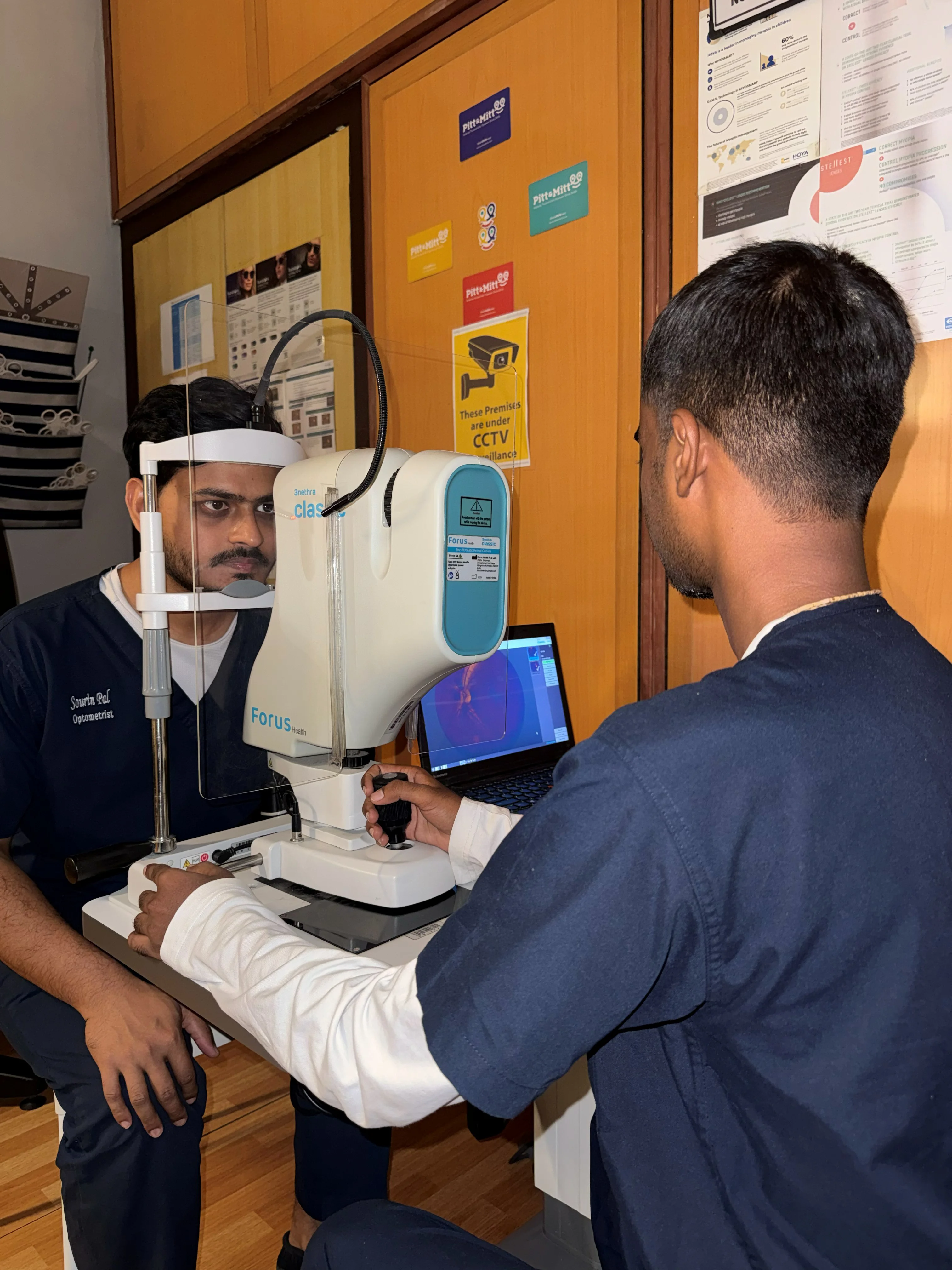 Auto-refractor reading display at Caring Vision Therapy, Ashok Nagar