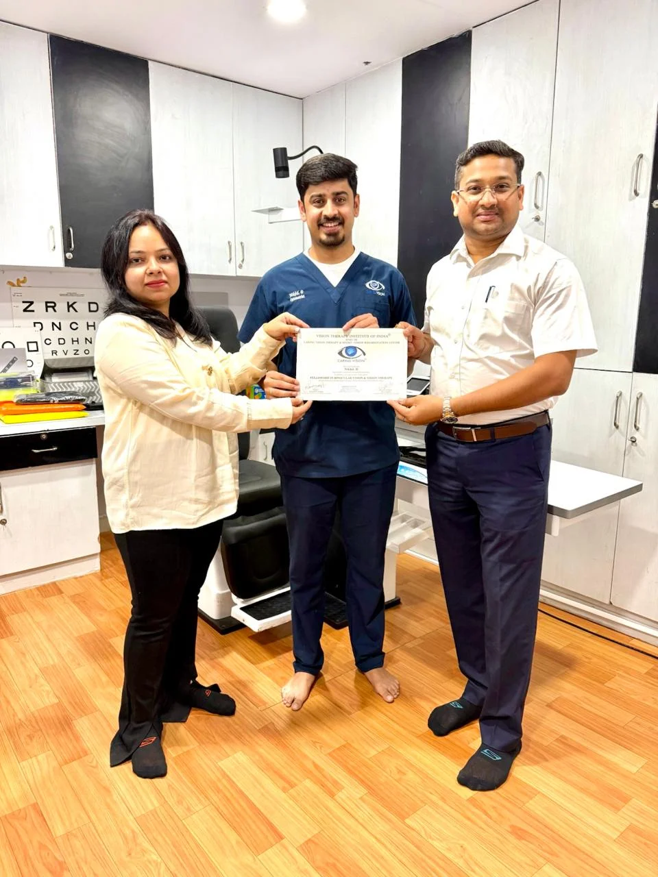 Optom. Nikhil receiving Fellowship certificate at Vision Therapy Institute, Chennai